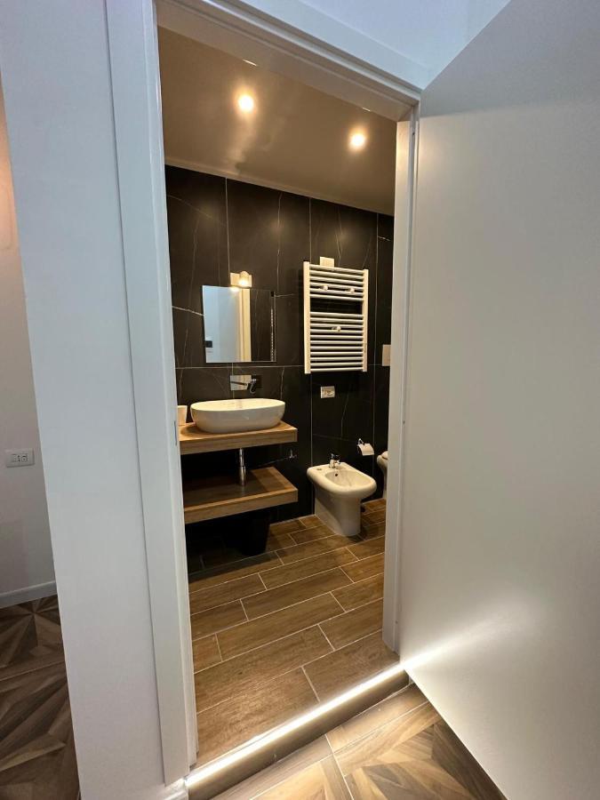 Double Room Private Bathroom,1420256517:JPEG