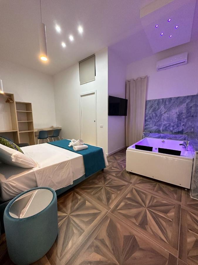 Triple Room Bath